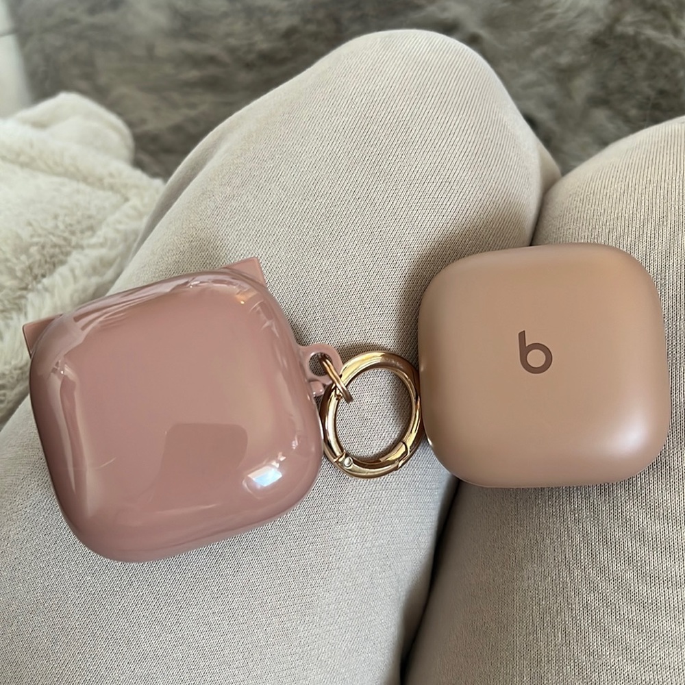 BEATS FIT PRO CASE COVER / KEYCHAIN